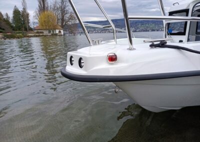 LED Bugscheinwerfer integriert TG 6.1 Fahrschulboot