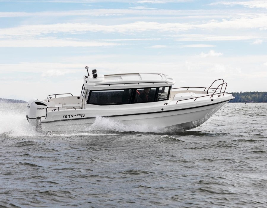Kabinenboot aus Finnland TG Boats 7.9 Supreme mit 300PS
